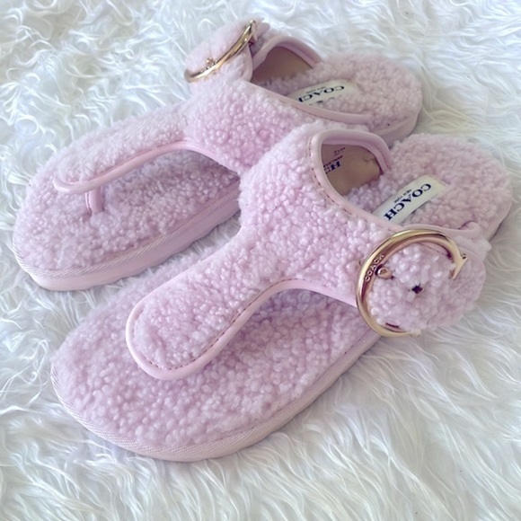 Brand New Coach Pink Shearling Hollie Flip Flop Sandal Plush Buckle Slides - Picture 4 of 16